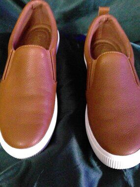 LAUREN Ralph Lauren Tan Haddley Tumbled Leather Slip-On Shoe Size 8